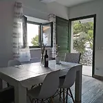 Kuca Za Odmor Obitelji Pedisic Сasa de vacaciones *