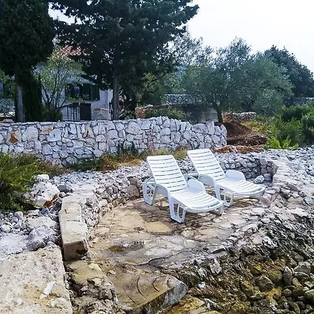 Kuca Za Odmor Obitelji Pedisic * Banj